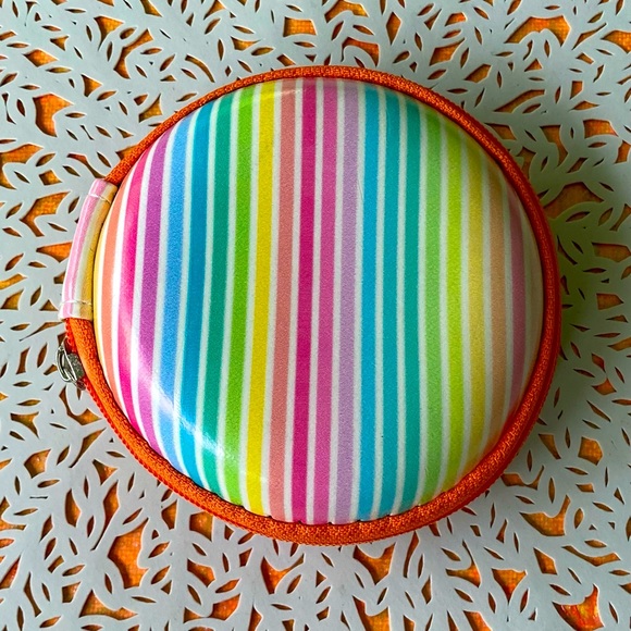 NWT Rainbow Stripe Brightly Designed Tech EarBud Zipper Travel Storage M… - Picture 1 of 5